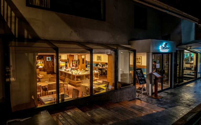 Cresendo Restaurant
