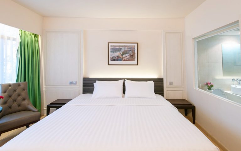 Premier Room