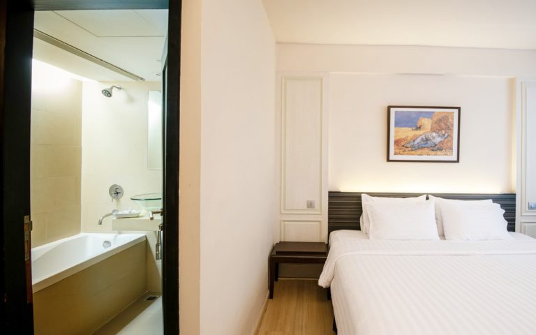 Premier Room