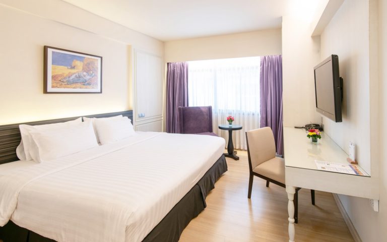 Premier Room