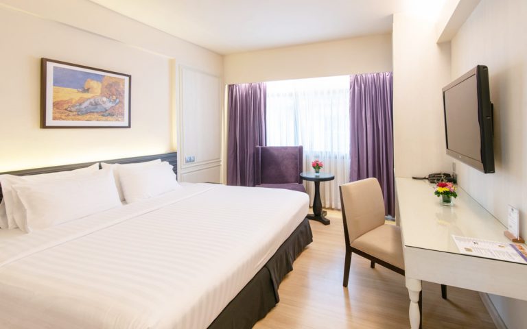 Premier Room