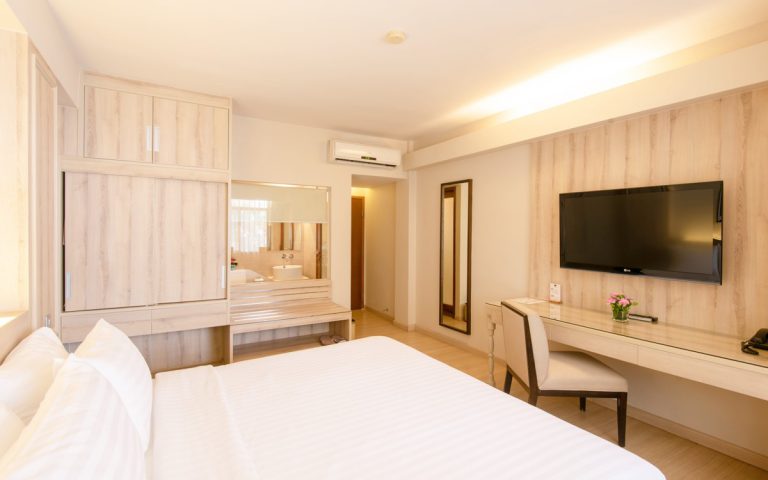 Premier Room