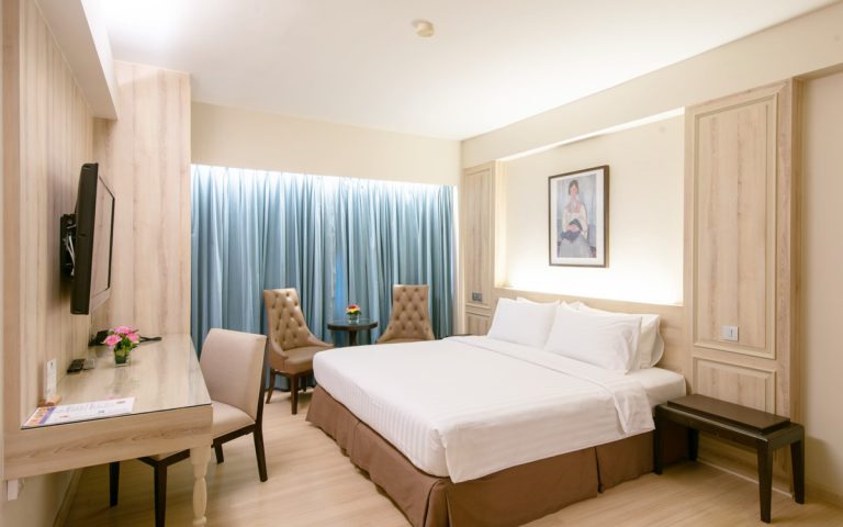 Premier Room