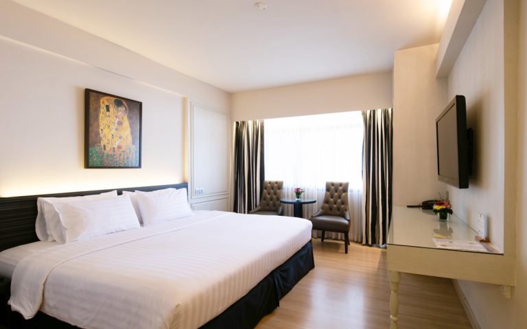 Premier Room